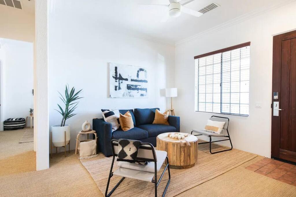 The Monarch - Chic 1br Pools And Views In Old Town Apartment La Quinta
